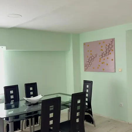 Car * クラグイェヴァツ